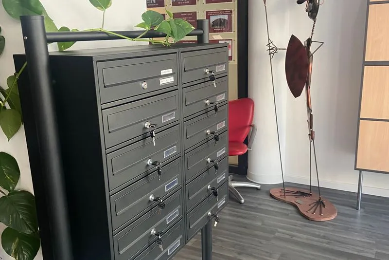 Boîtes aux lettres pour domiciliation commerciale